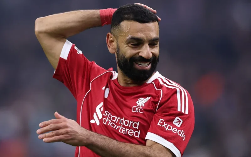 تحذير قوي محليًا نجم ليفربول يكشف لاعب سبب معاناة صلاح في الدوري السعودي